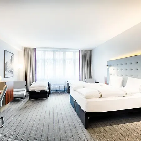 Premier Mediapark Hotel 3*