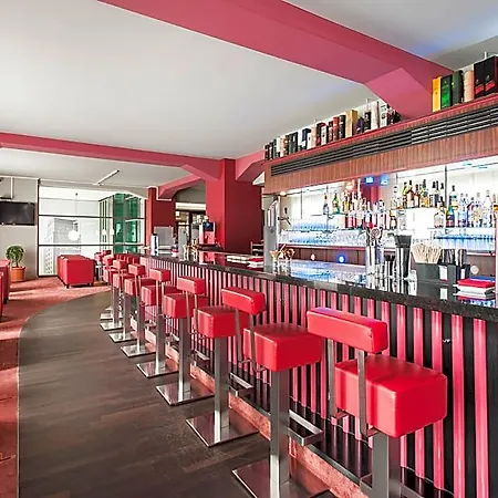 Hotel Premier Mediapark 3*