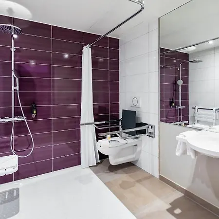 Otel Premier Mediapark 3*